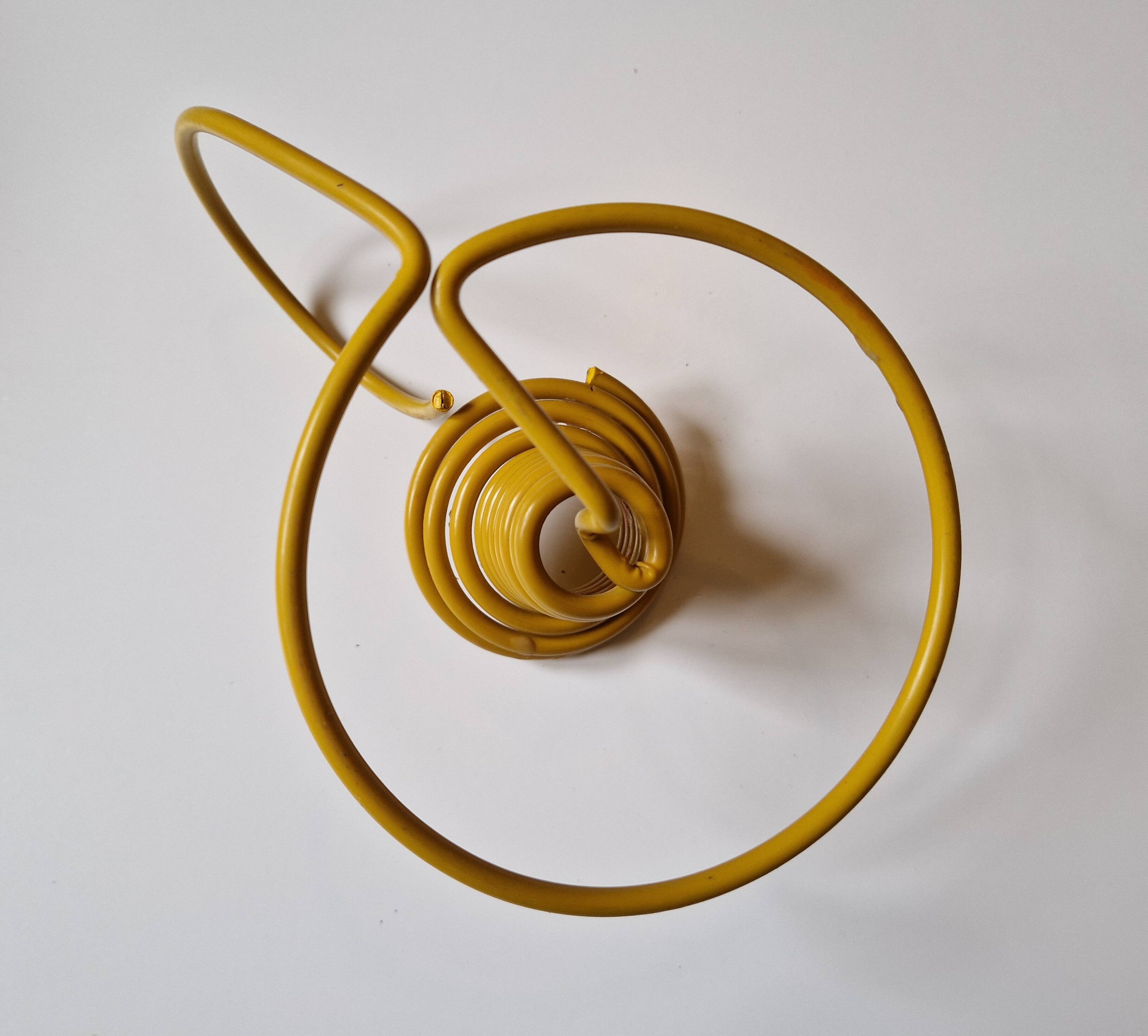 Vintage 80s Scoubidou-style wire candle holder