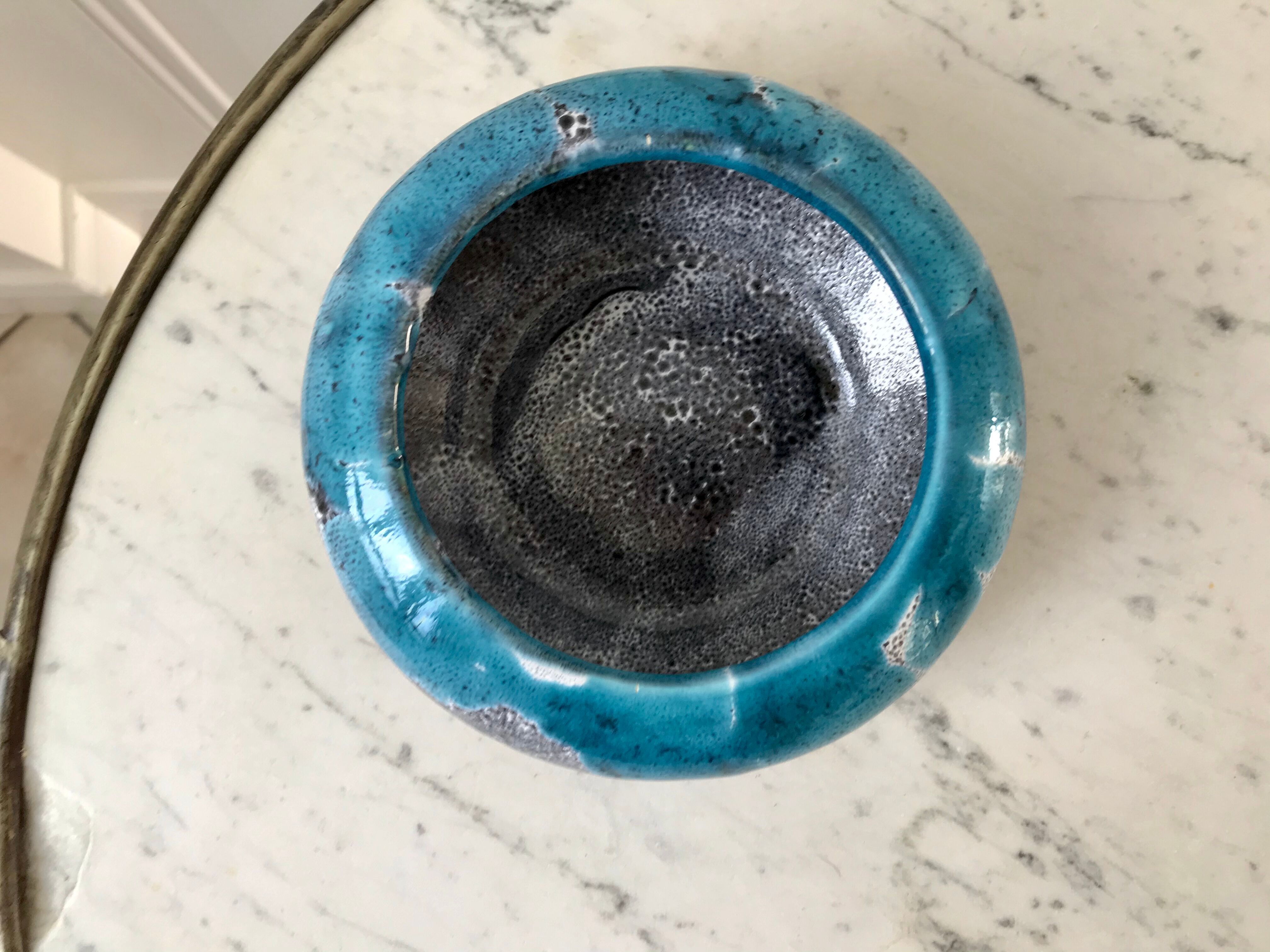 Ashtray blue fat lava ceramic
