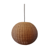 Scandinavian wicker suspension