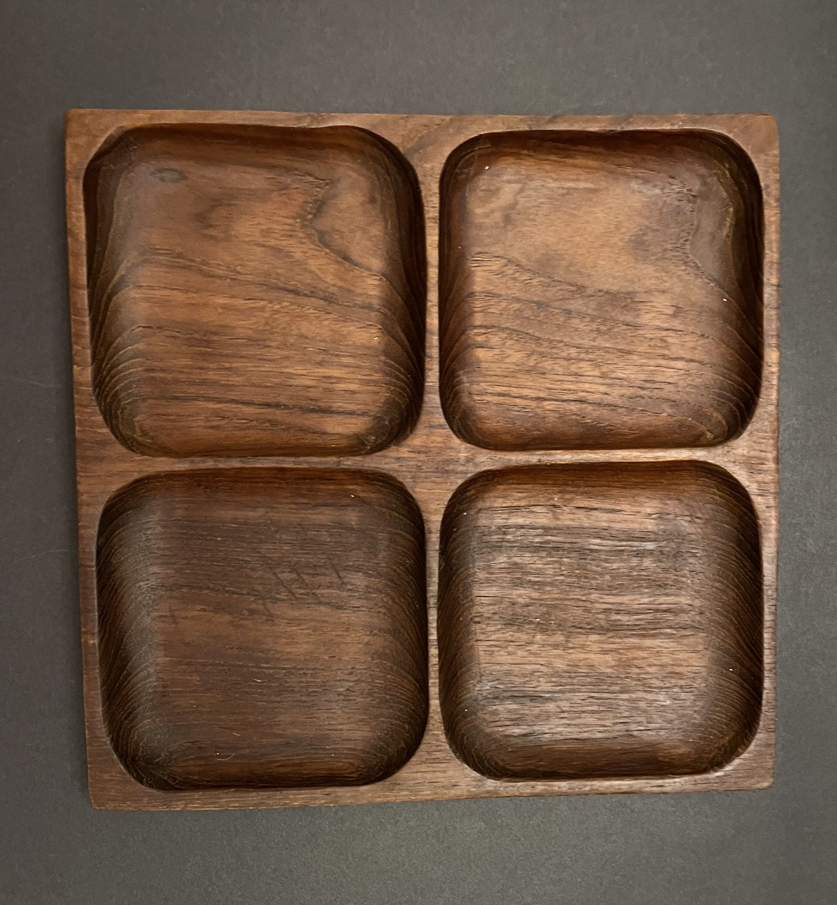 Wooden tray with compartments