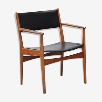 Poul M. Volther Chair