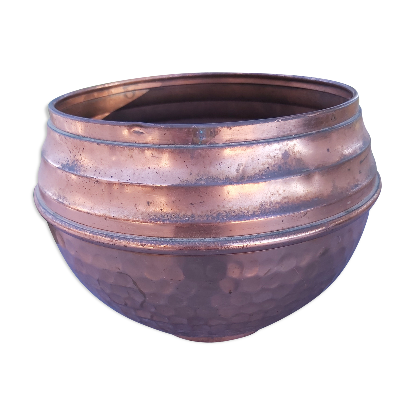 Villedieu copper pot cache