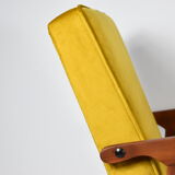 Fauteuil en velours 04-b, 1970