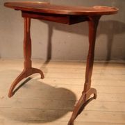 Kidney-shaped side table