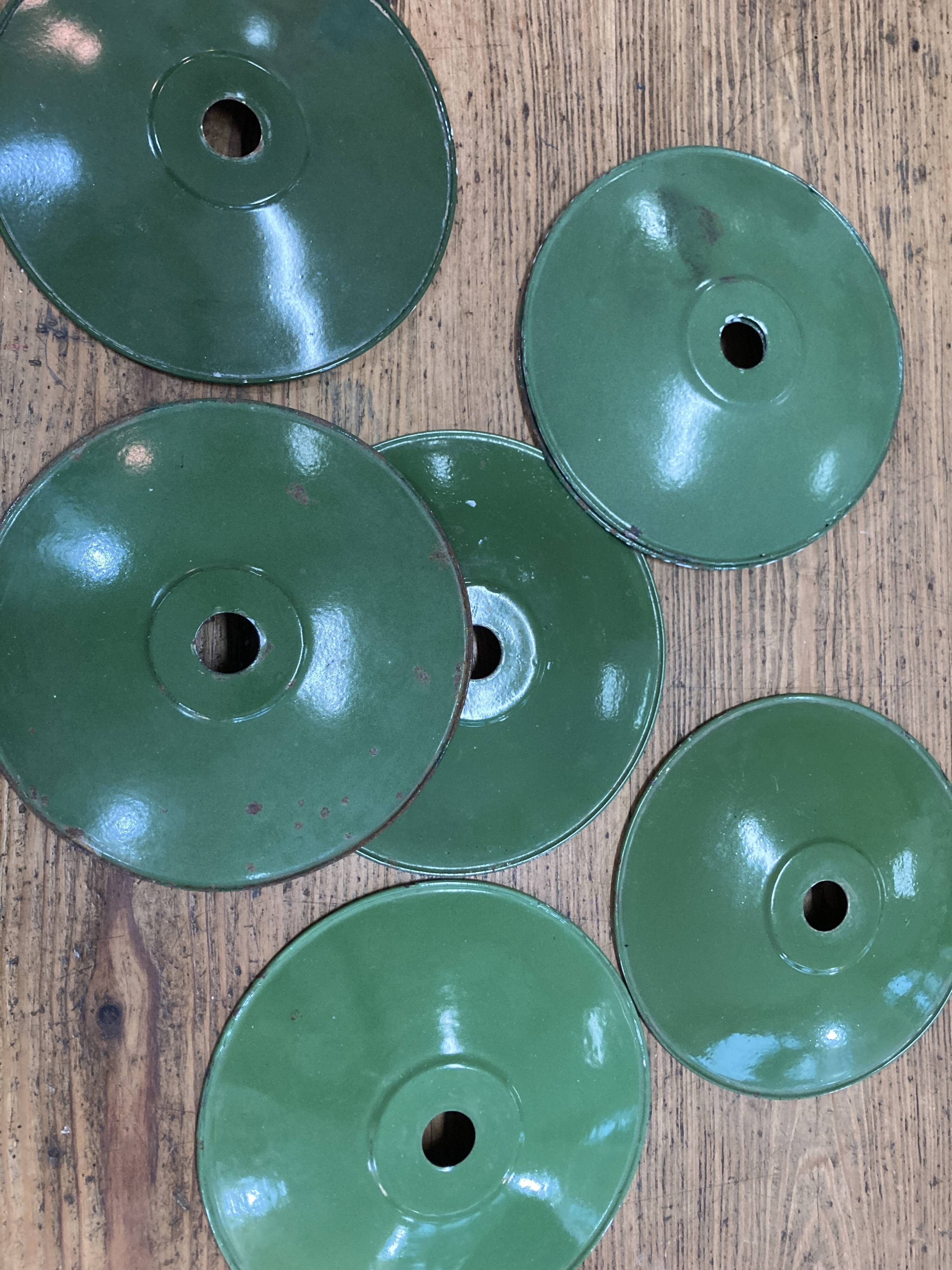 Green enamelled sheet metal suspension