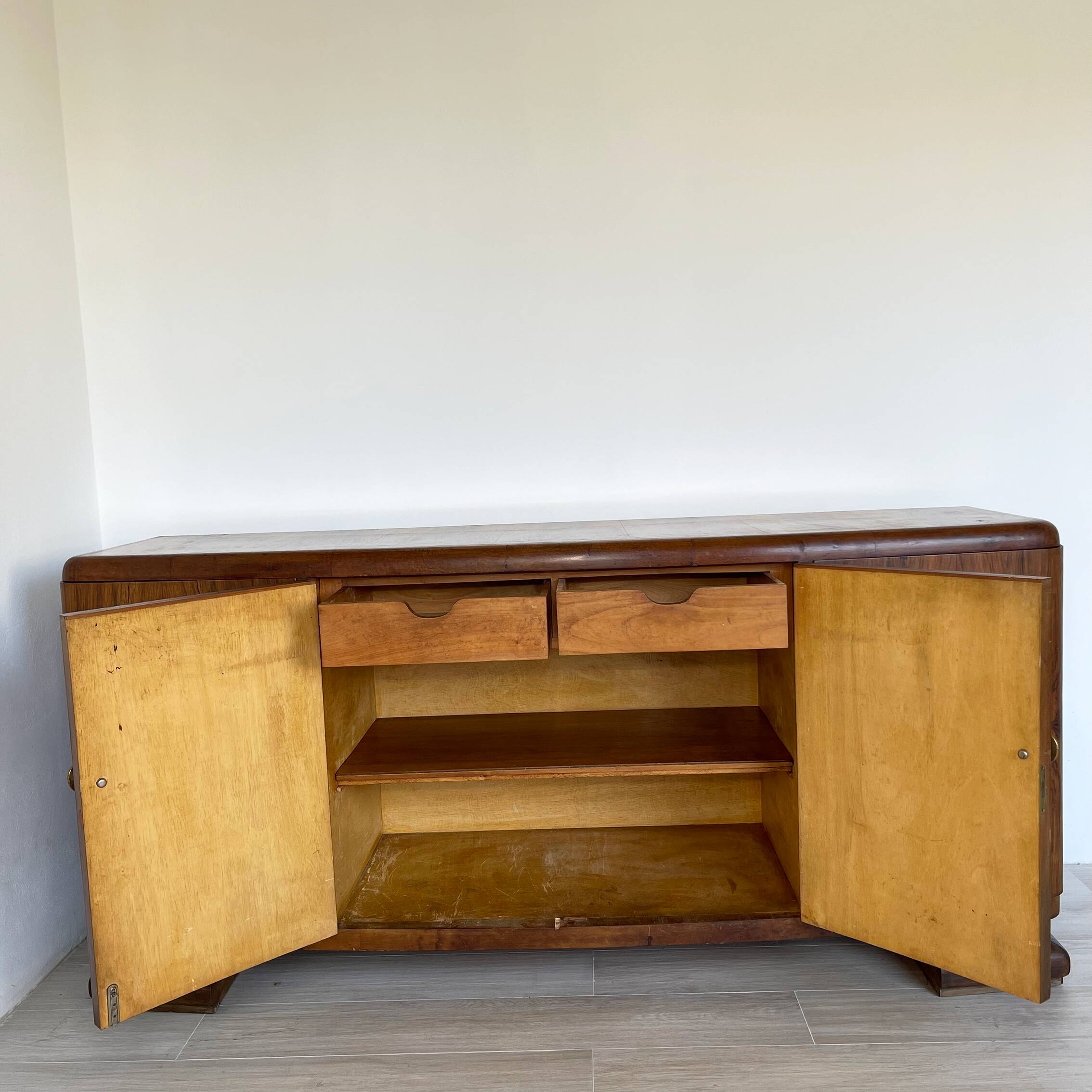 Impressionnant buffet Art déco italien des années 1920/1930