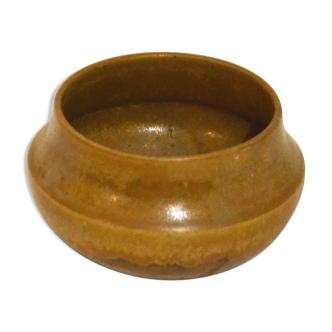 Stoneware pot