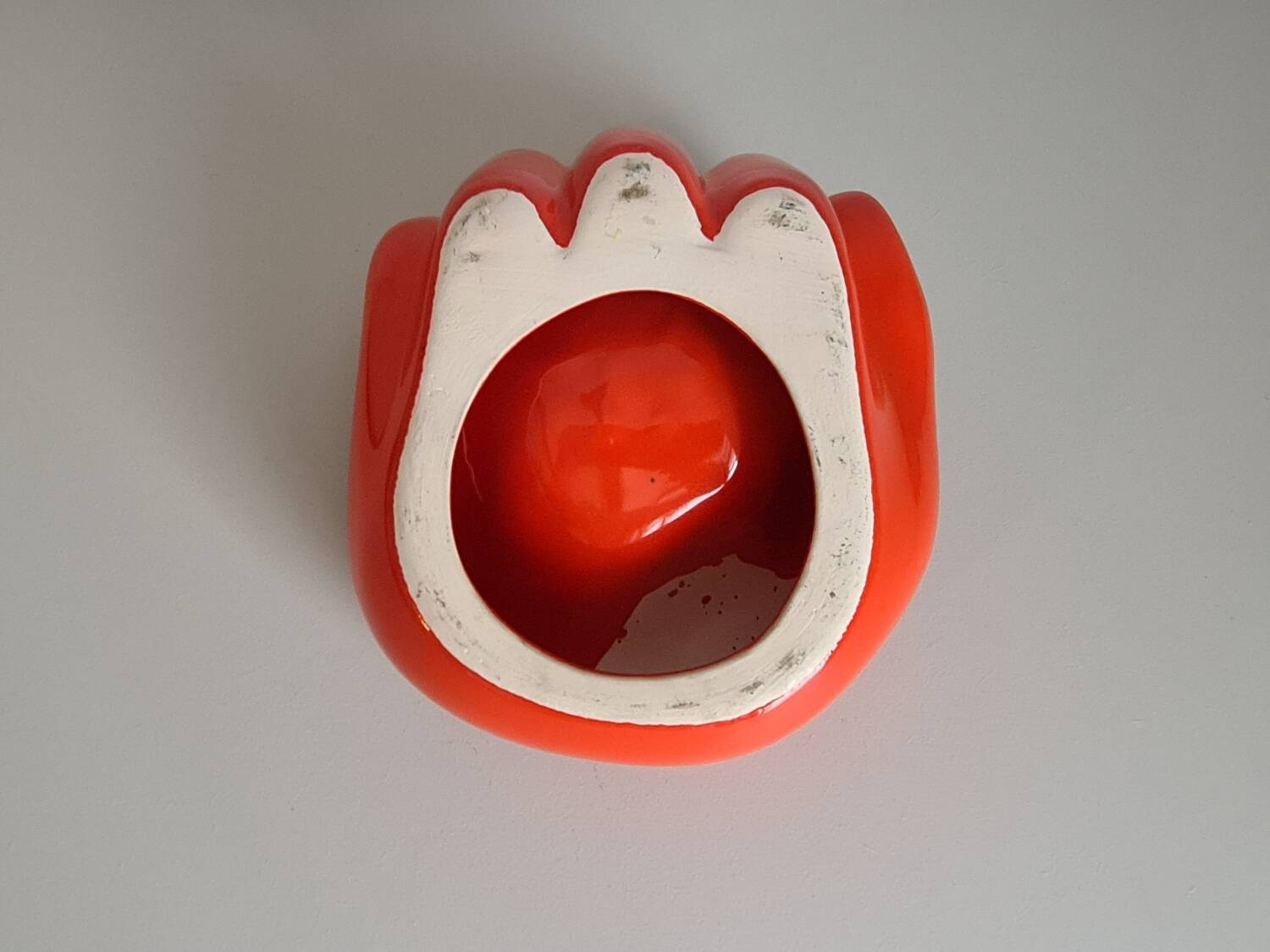 Vide poches ou cendrier en forme de main / DLG Georges Jouve / fabrication artisanale / céramique / vintage / Mid-Century / XXème siècle