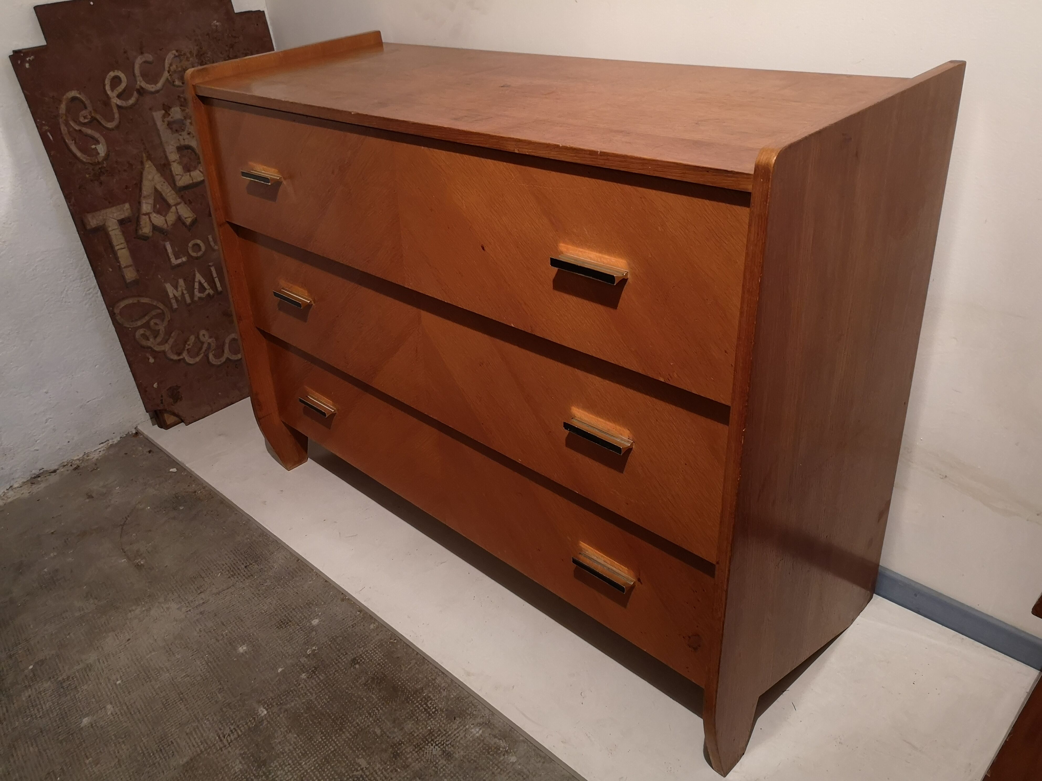 Vintage dresser