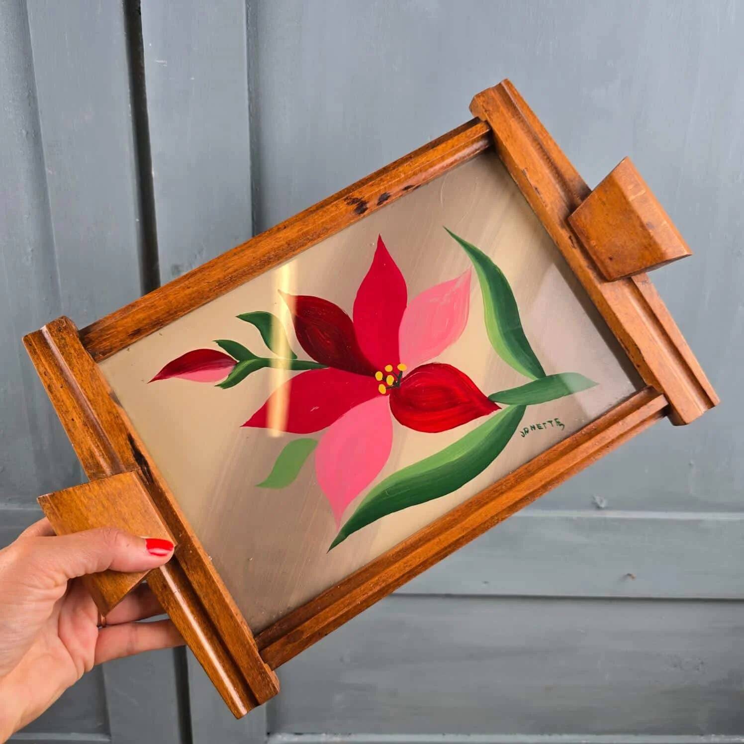 Vintage wooden and glass platter hand-painted – Stylised flower signed Janette