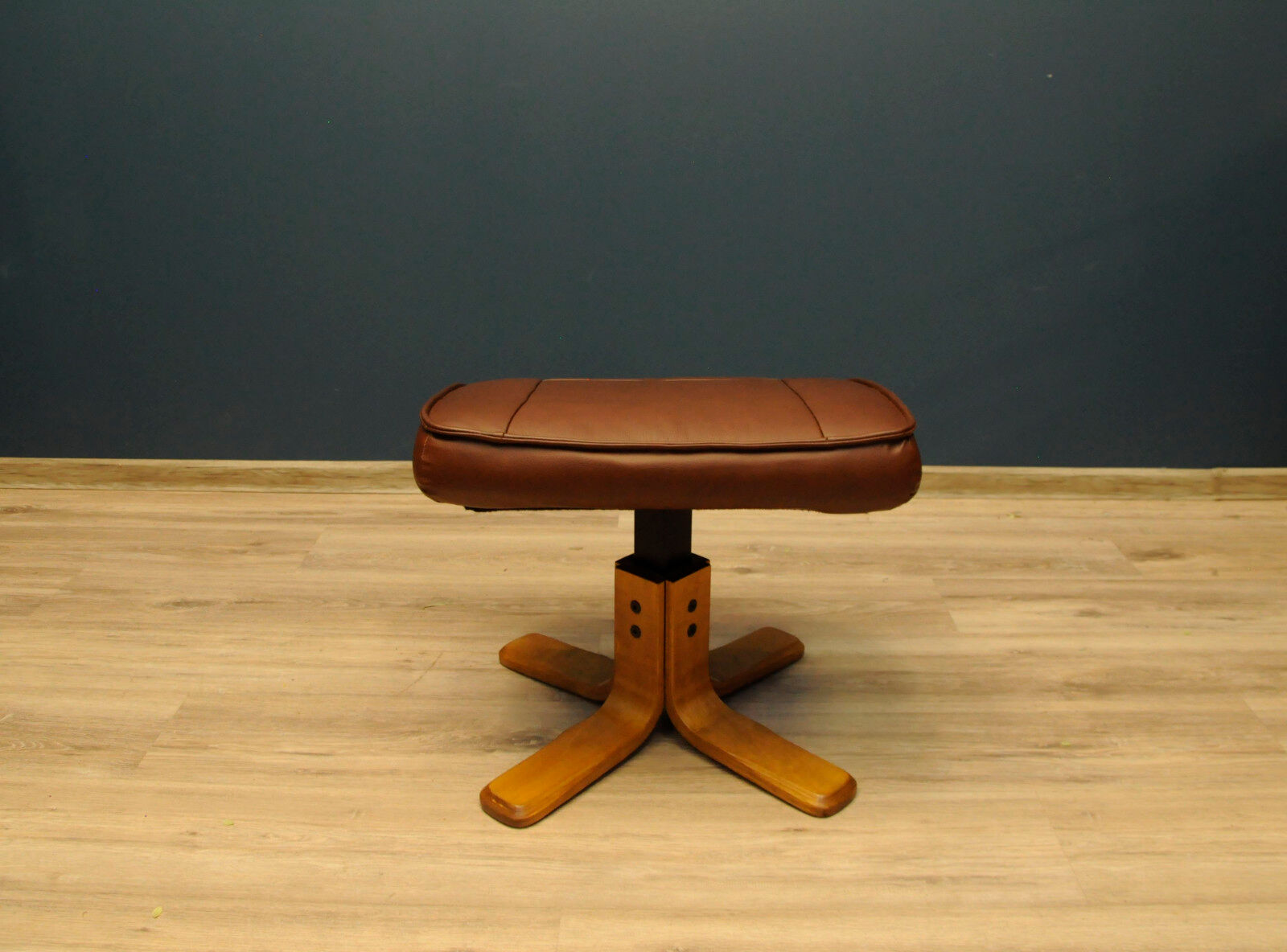 Göte Möbel Seat, Footrest