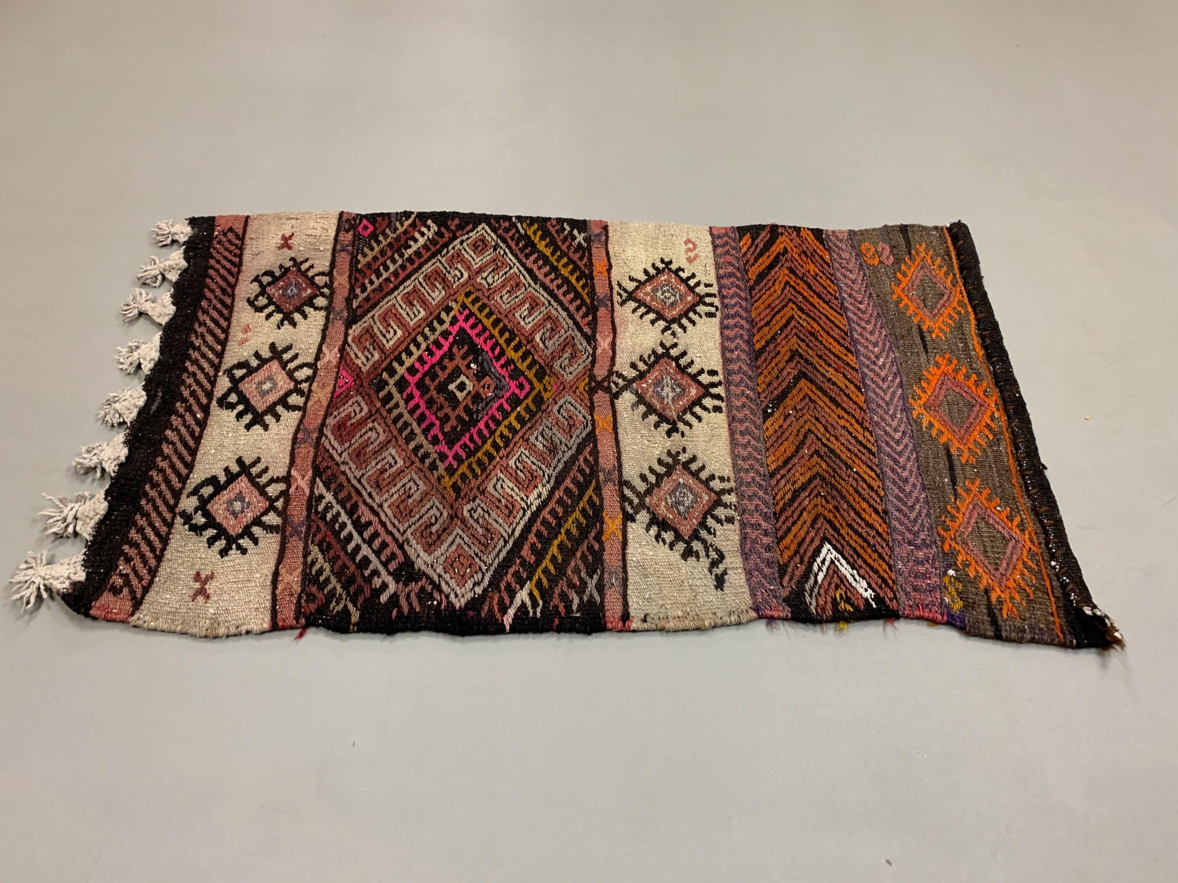 Vintage Turkish Mini Kilim 110x65 cm Shabby Small Kelim Rug Brown Beige Red