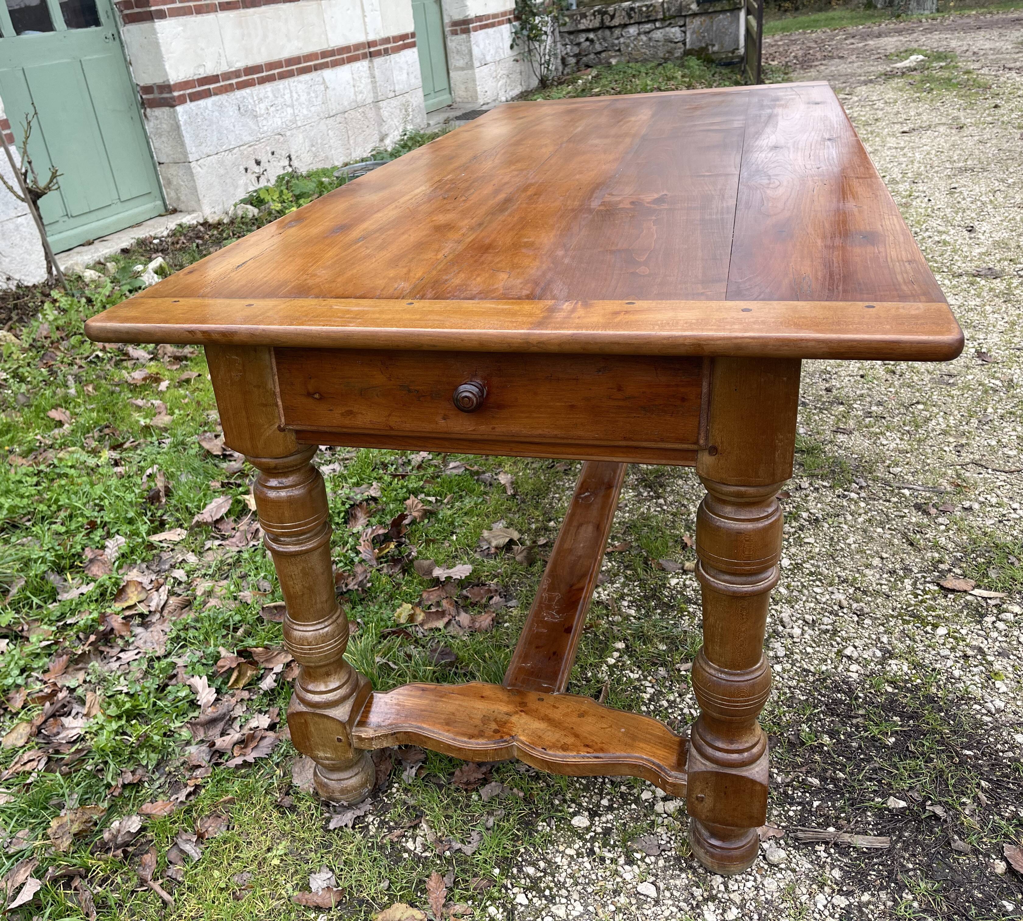 Farmhouse table