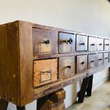Workshop chest of drawers with authentic drawers