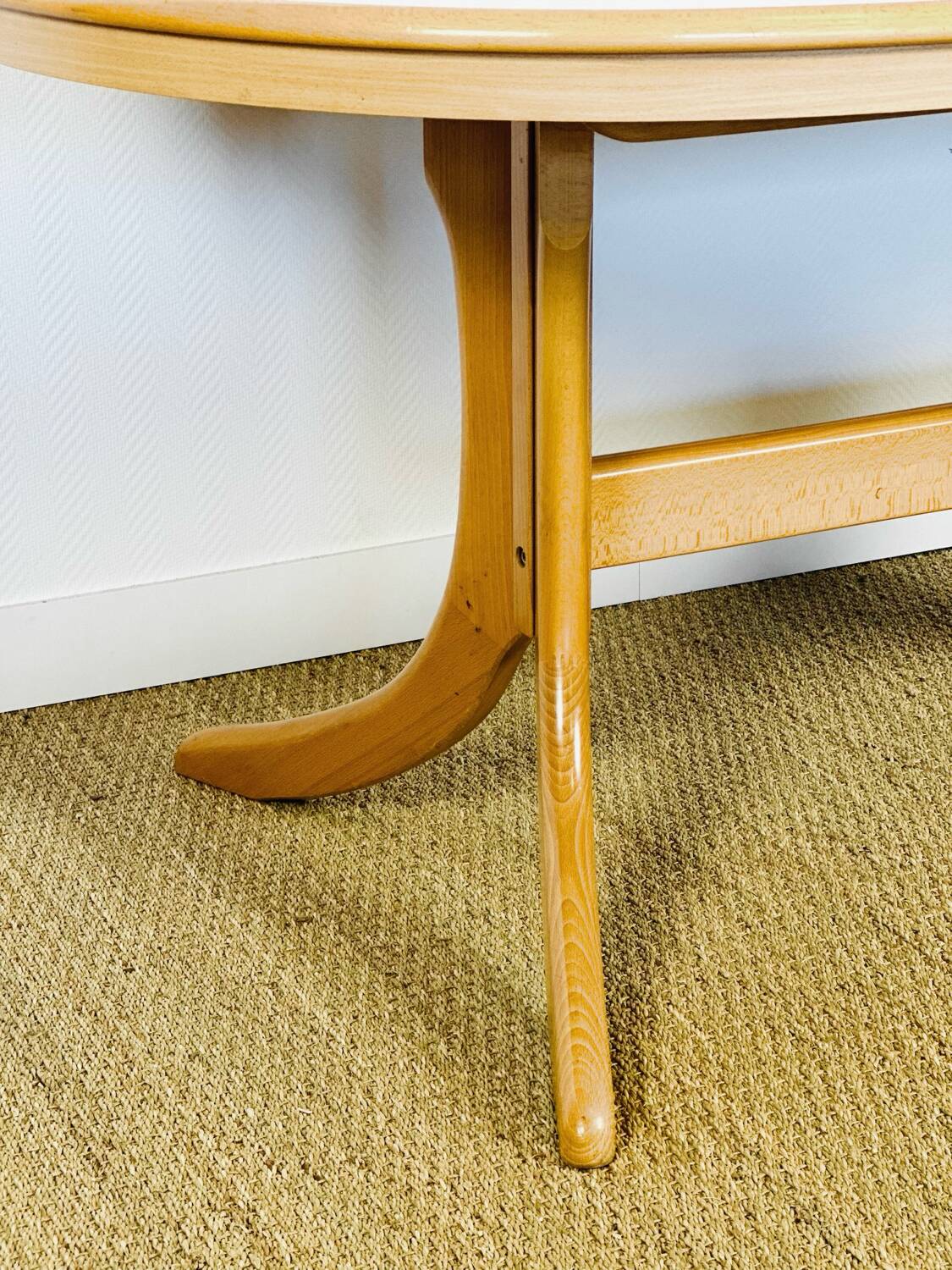 Vintage oval dining room table with extension