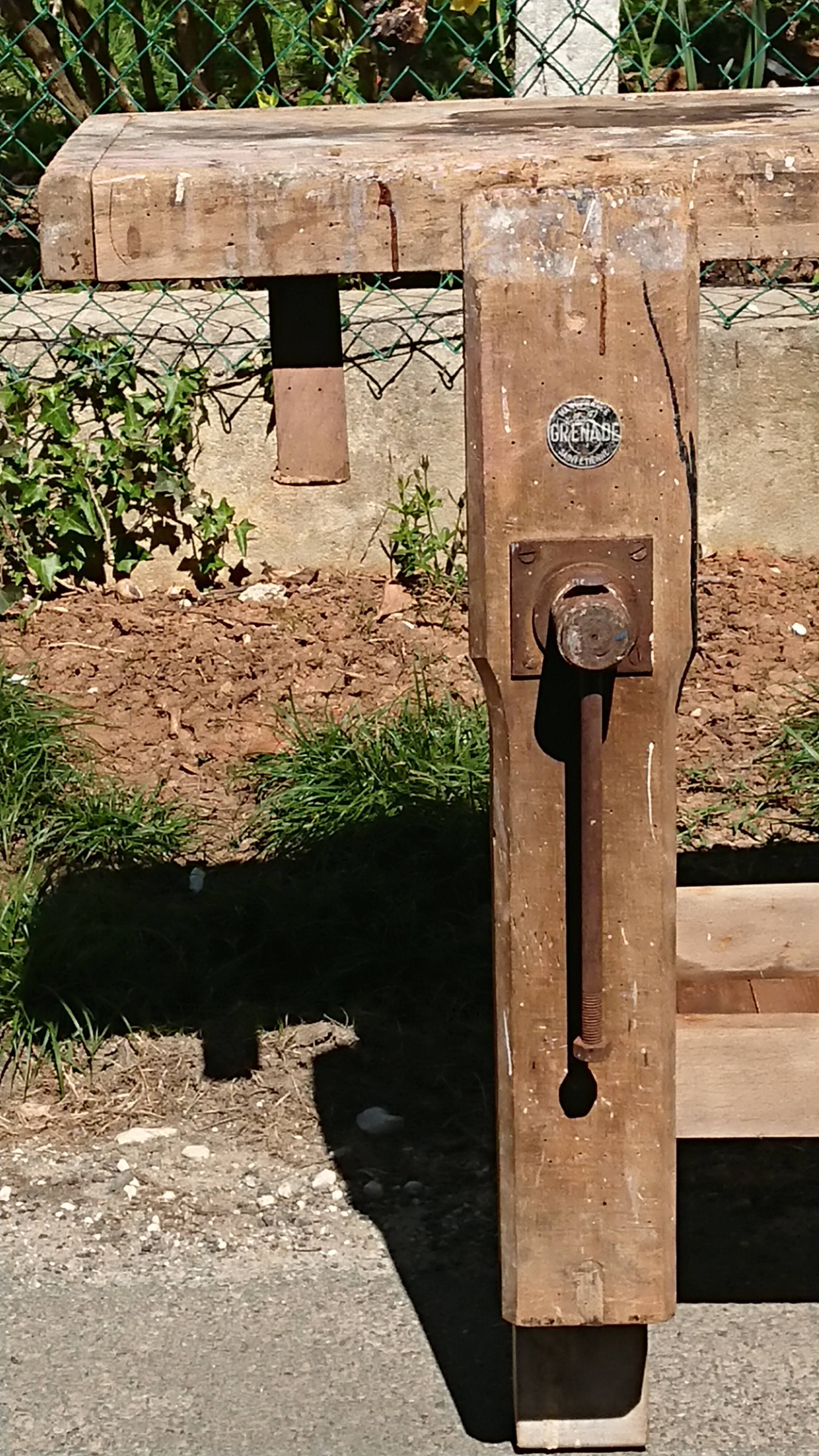 Built in raw wood with its press and valet - GRENAD