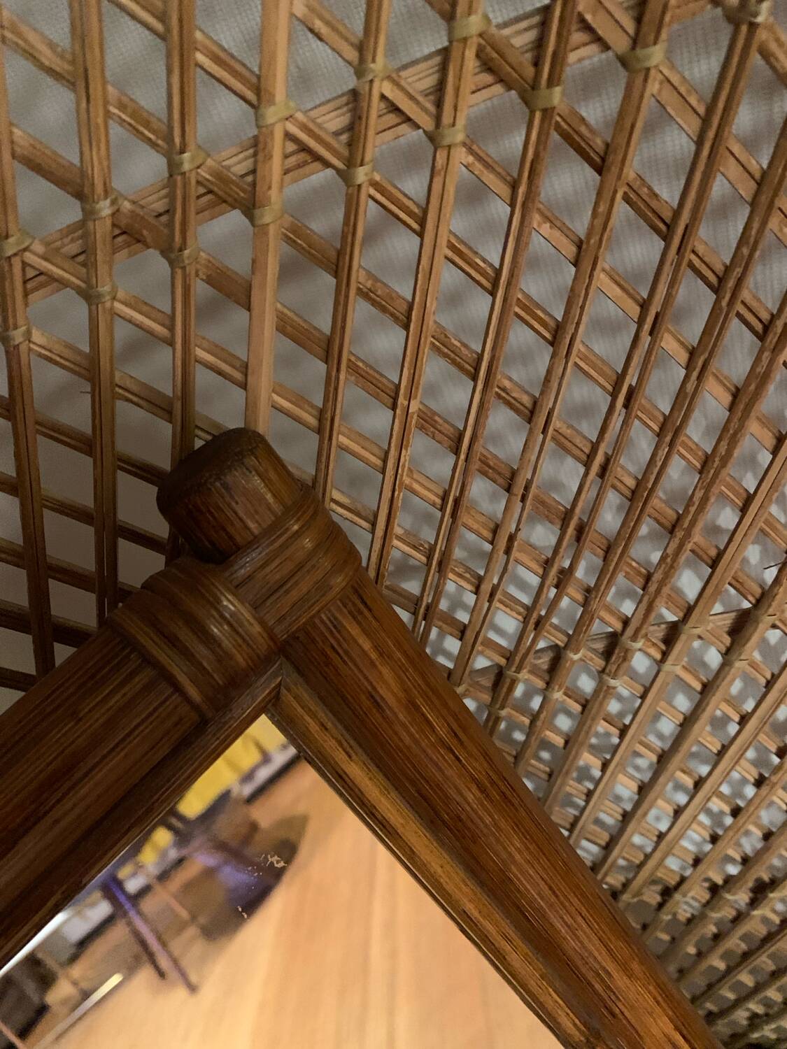 Miroir d’époque bois et rotin