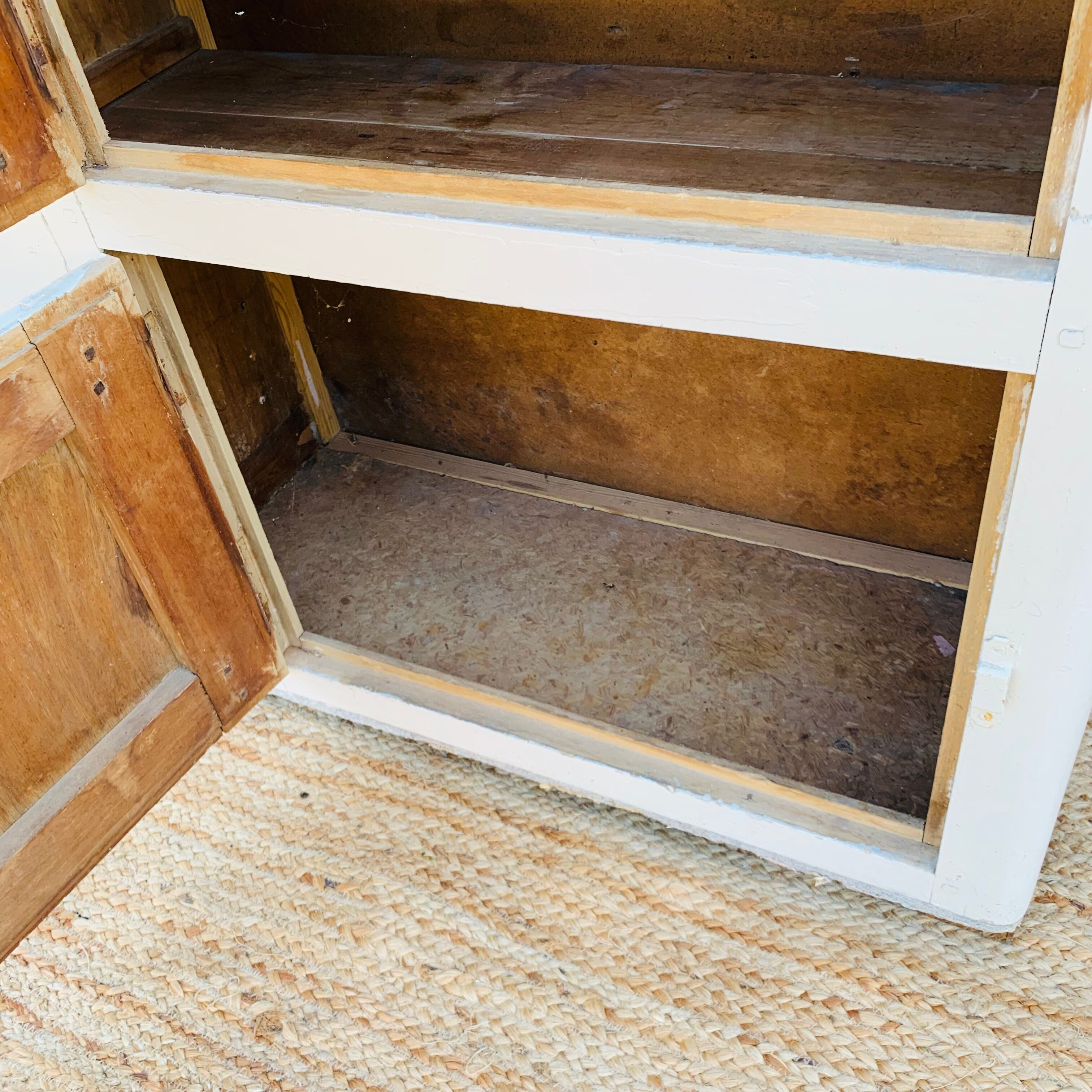 Parisian furniture 2 doors