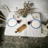 Folding table in Formica