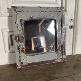 Mirror window