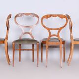 Ensemble Biedermeier restauré de quatre chaises en chêne et noyer, Vienne, Autriche, années 1820