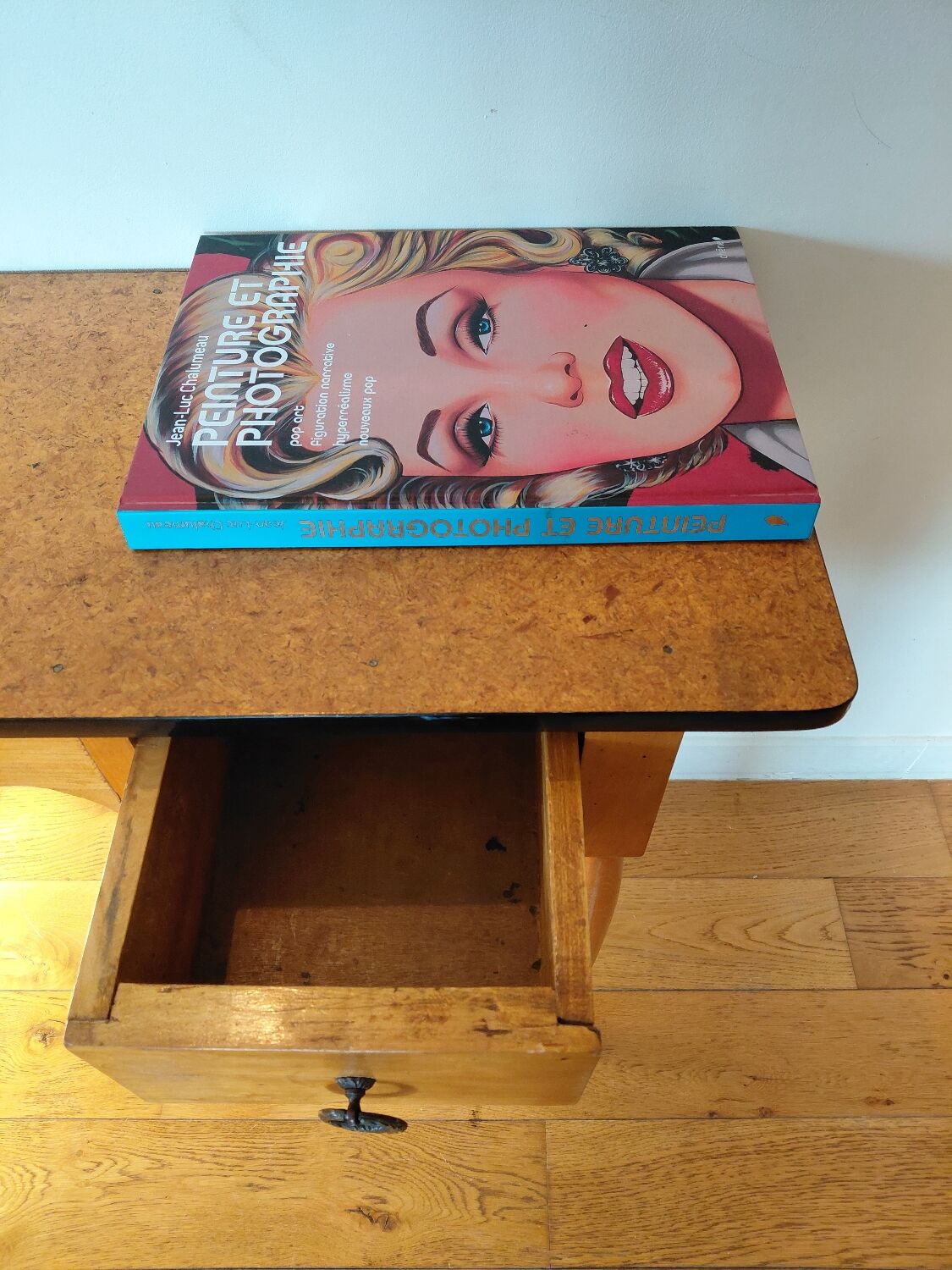 Vintage console from the 50s and 60s.
