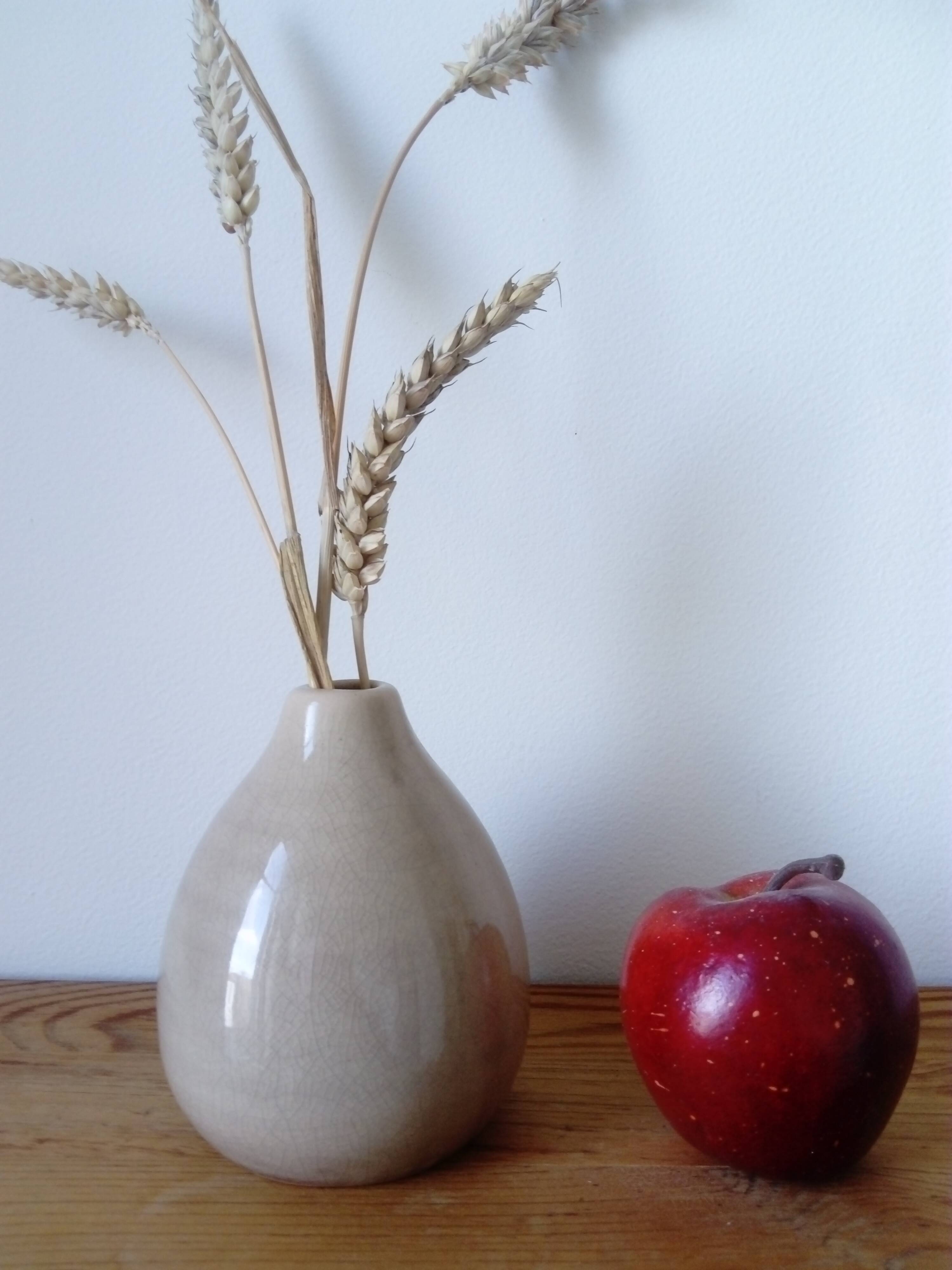 beige vase in finely cracked glazed ceramic