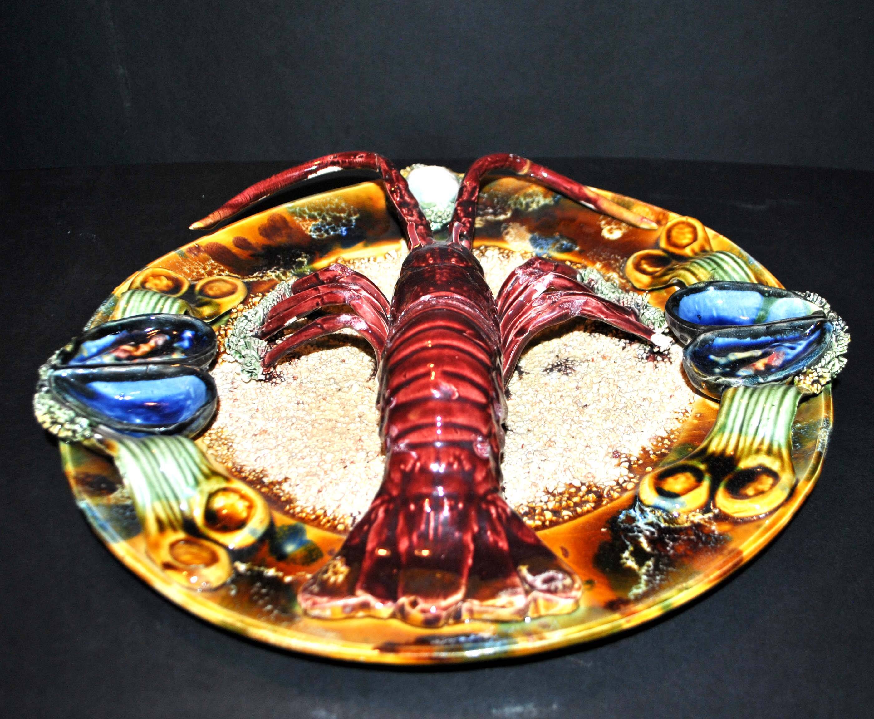 Caldas assiette kitsch vintage en céramique trompe-l'oeil homard et coquillages portugal