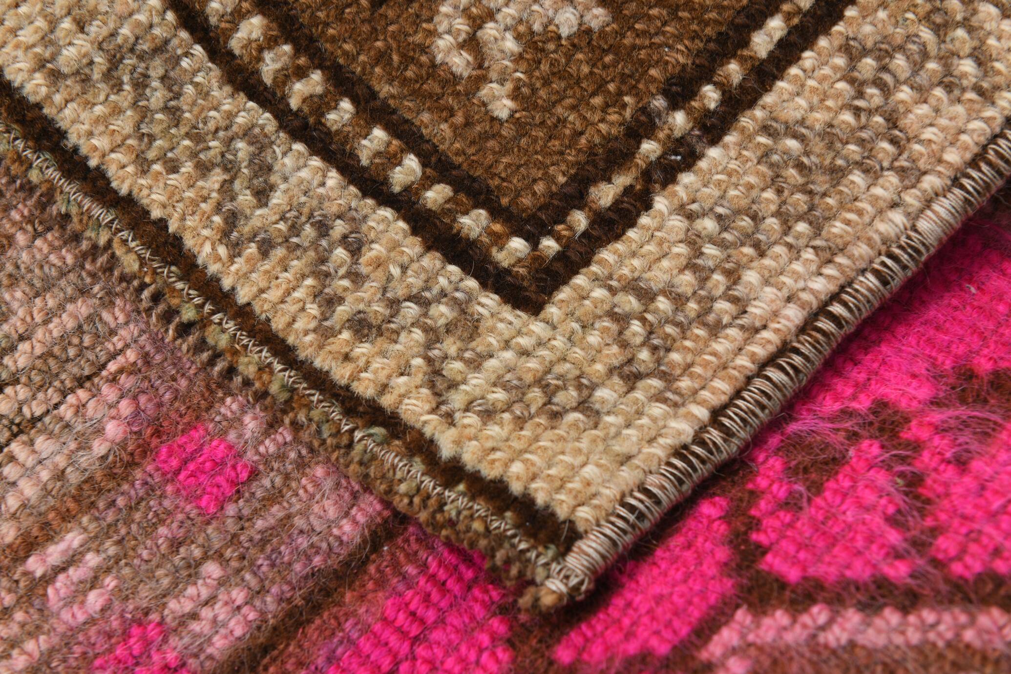 2x2 Brown Pink Classic Vintage Rug, 48x75Cm