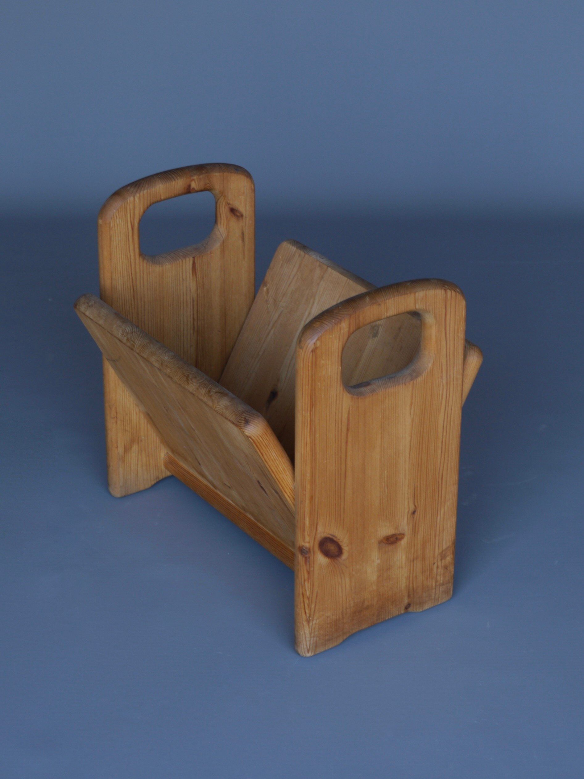 Vintage pine magazine stand, 1970s