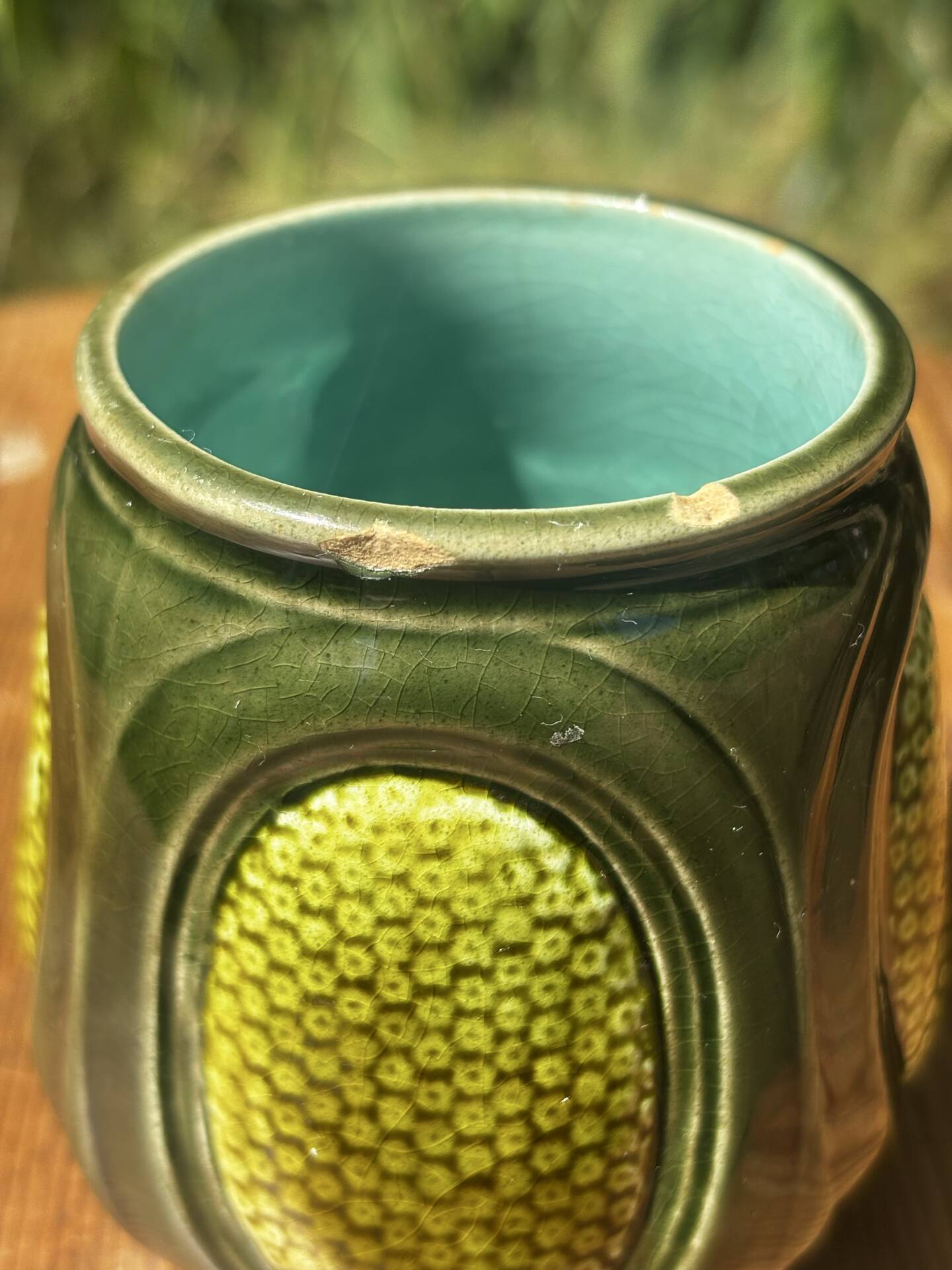 Pretty little antique pot, Majolica Sarreguemines green slipware.