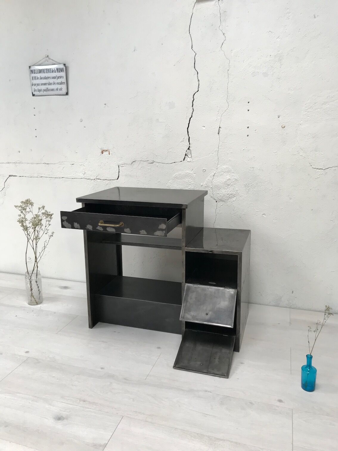 Industrial office Roneo in raw metal