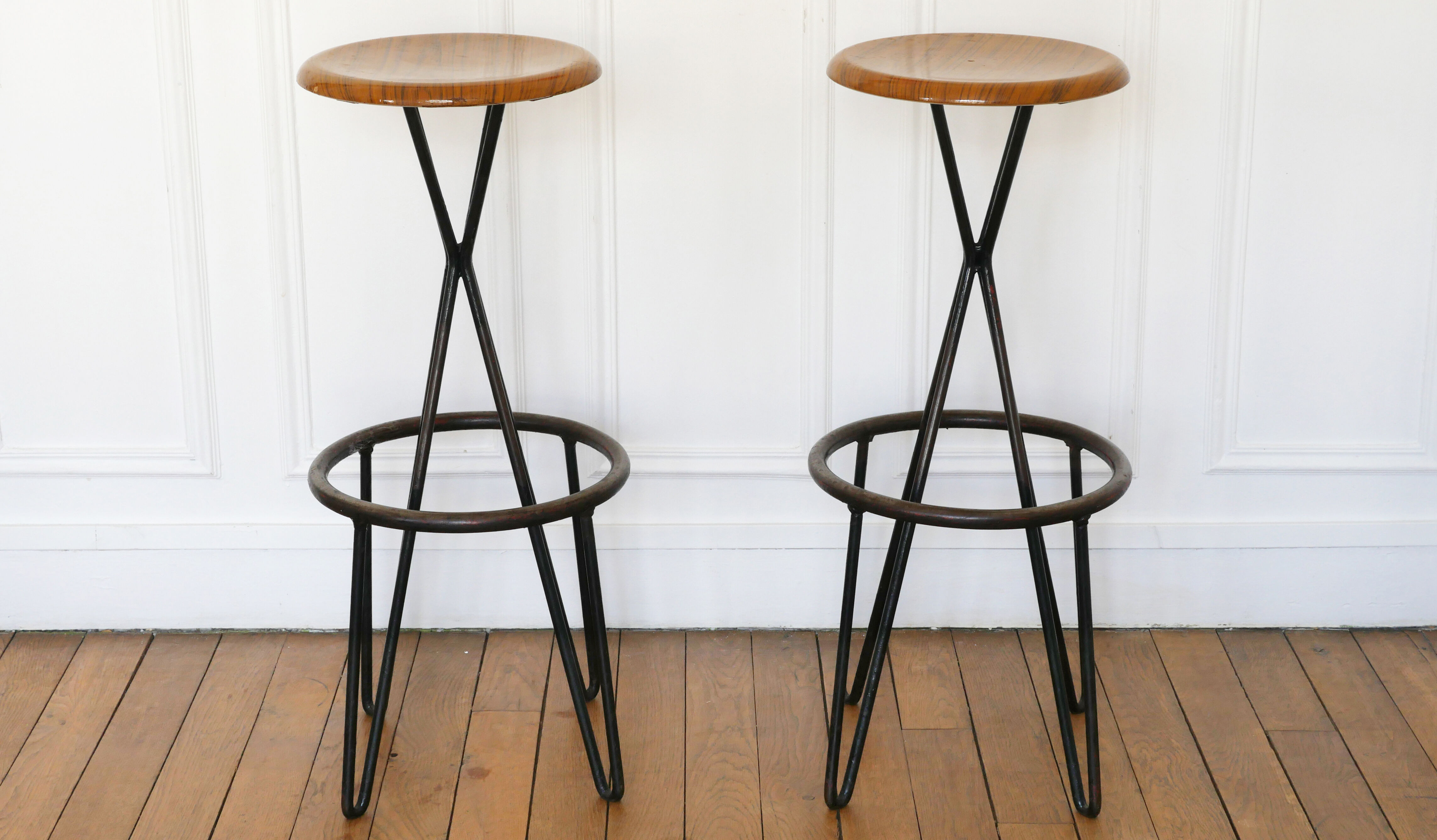2 Thonet high stools Model CM127
