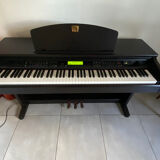 Digital piano Yamaha Clavinova