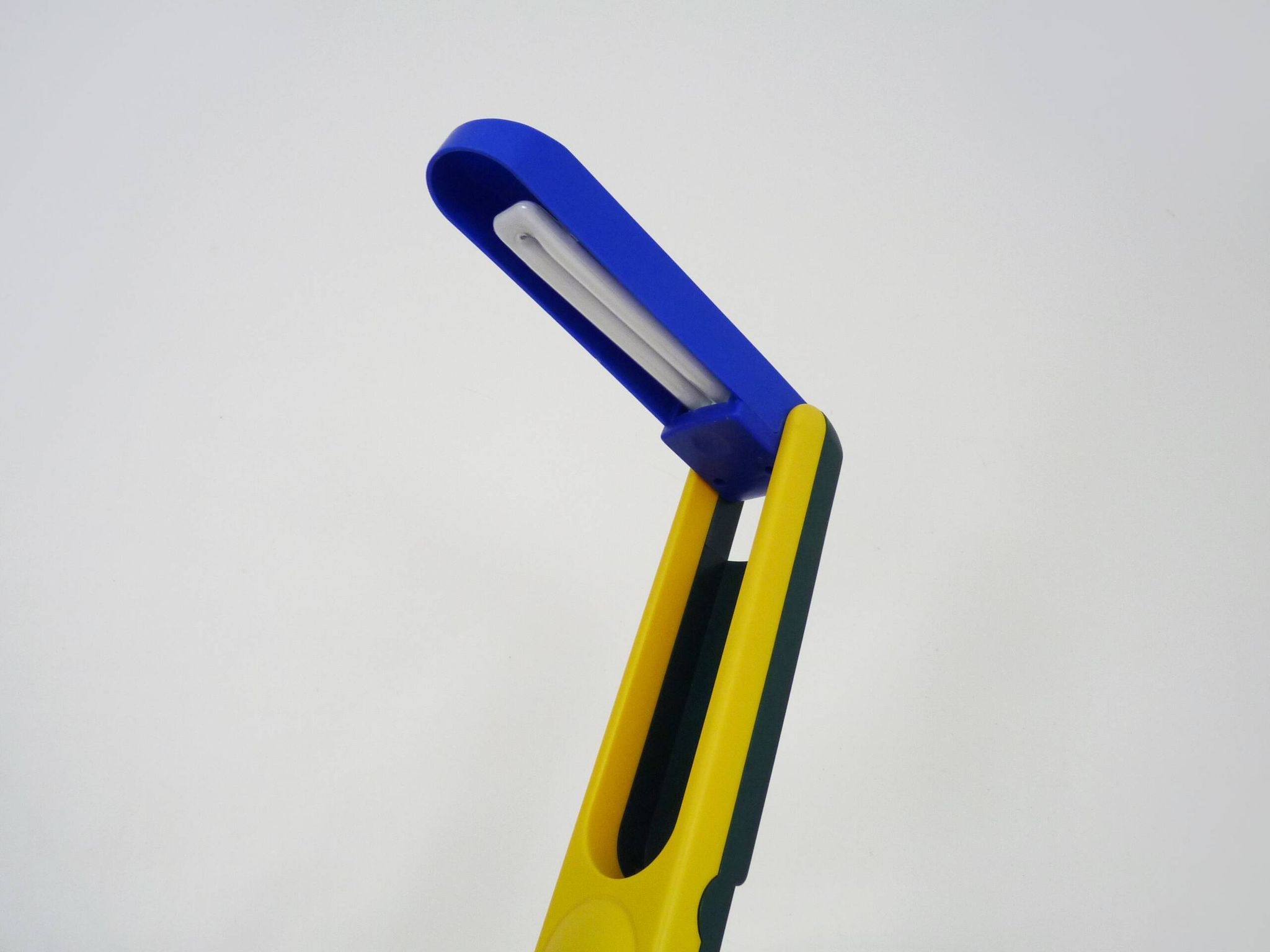 Lampe de bureau post-moderne par Benetton, Style Memphis Italie années 1980
