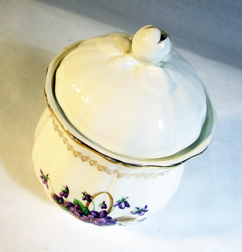 Gien earthenware pot