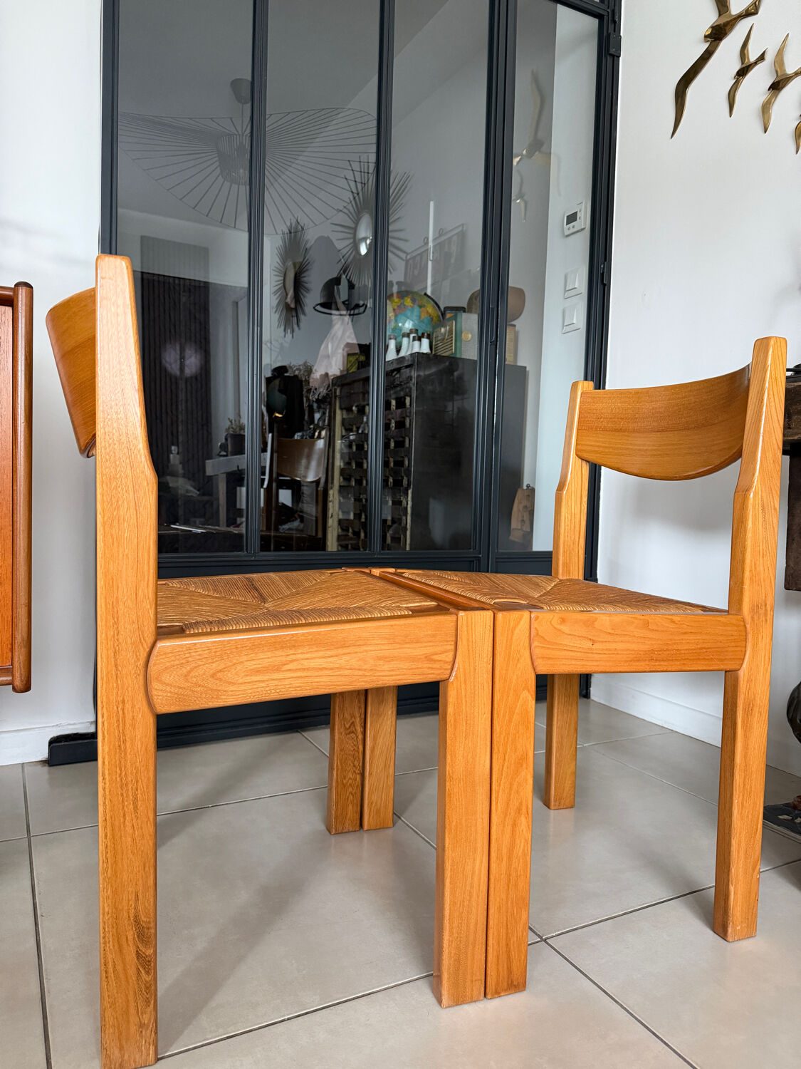 Pair of solid elm chairs with straw – Maison Regain, here