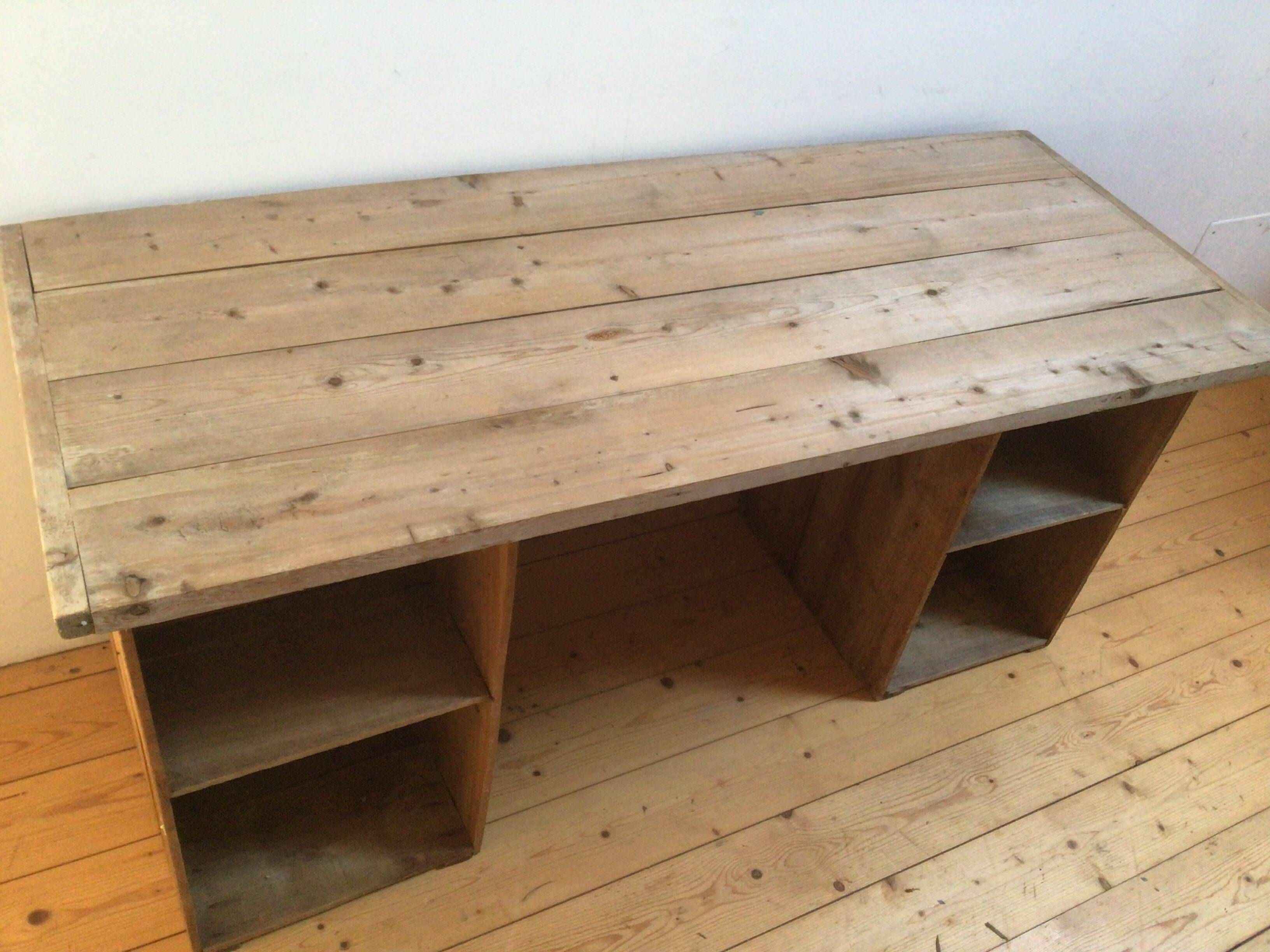 Bureau enfant ancien