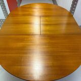 Scandinavian round table
