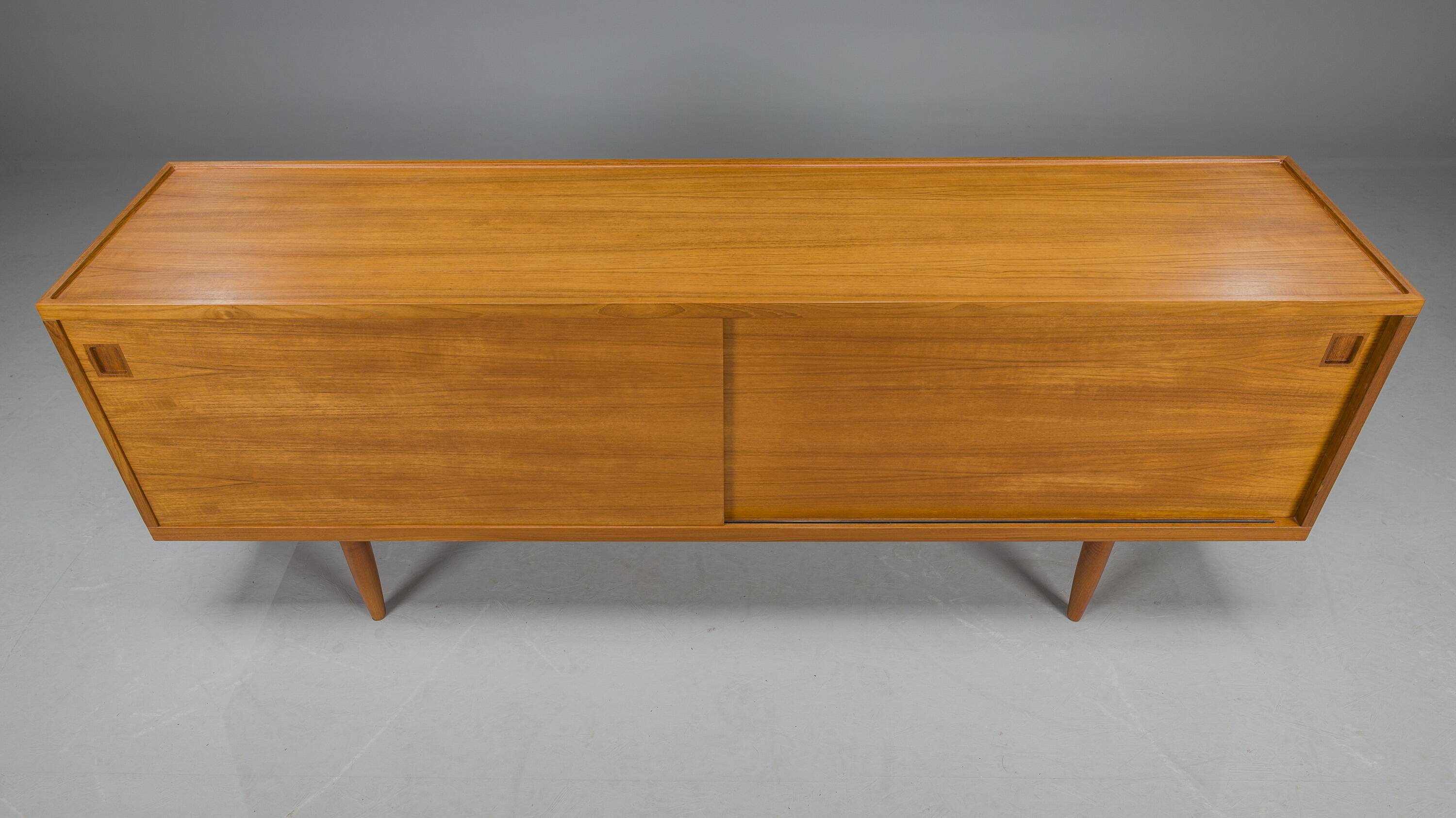 Vintage Model No. 20 Sideboard by Niels O. Møller for JL Møllers, 1960s