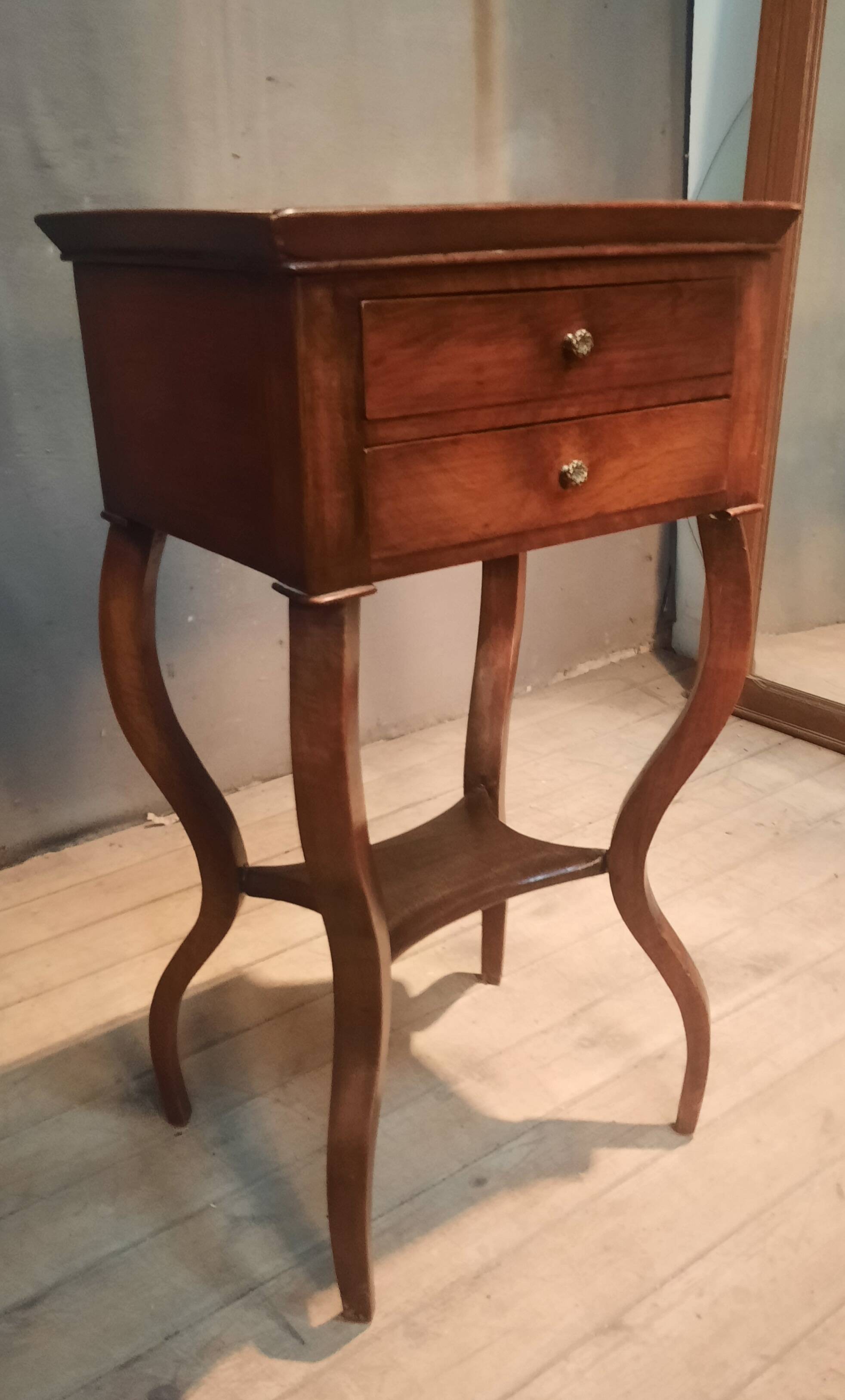 Coiffeuse  du dix-neuvieme sciecle