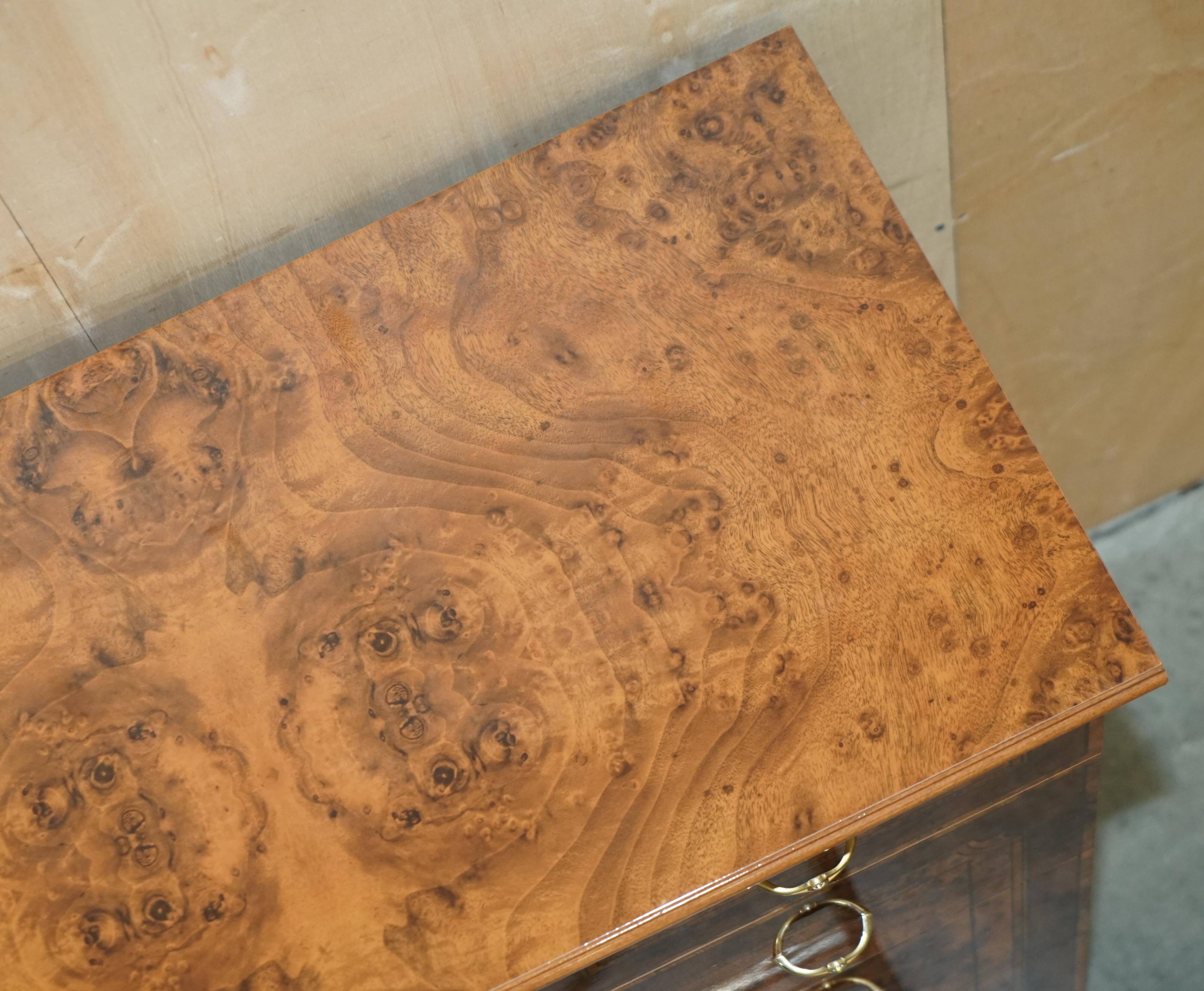 Commode Vintage en Placage de Noyer Burl