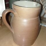 Sandstone pitcher