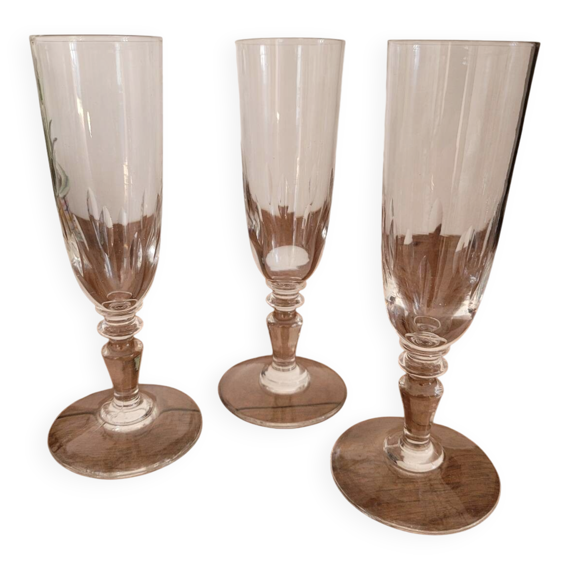 Set of 3 crystal champagne glasses