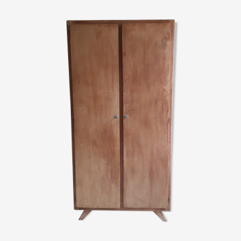 Armoire vintage