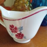Half-porcelain sauce boat Badonviller