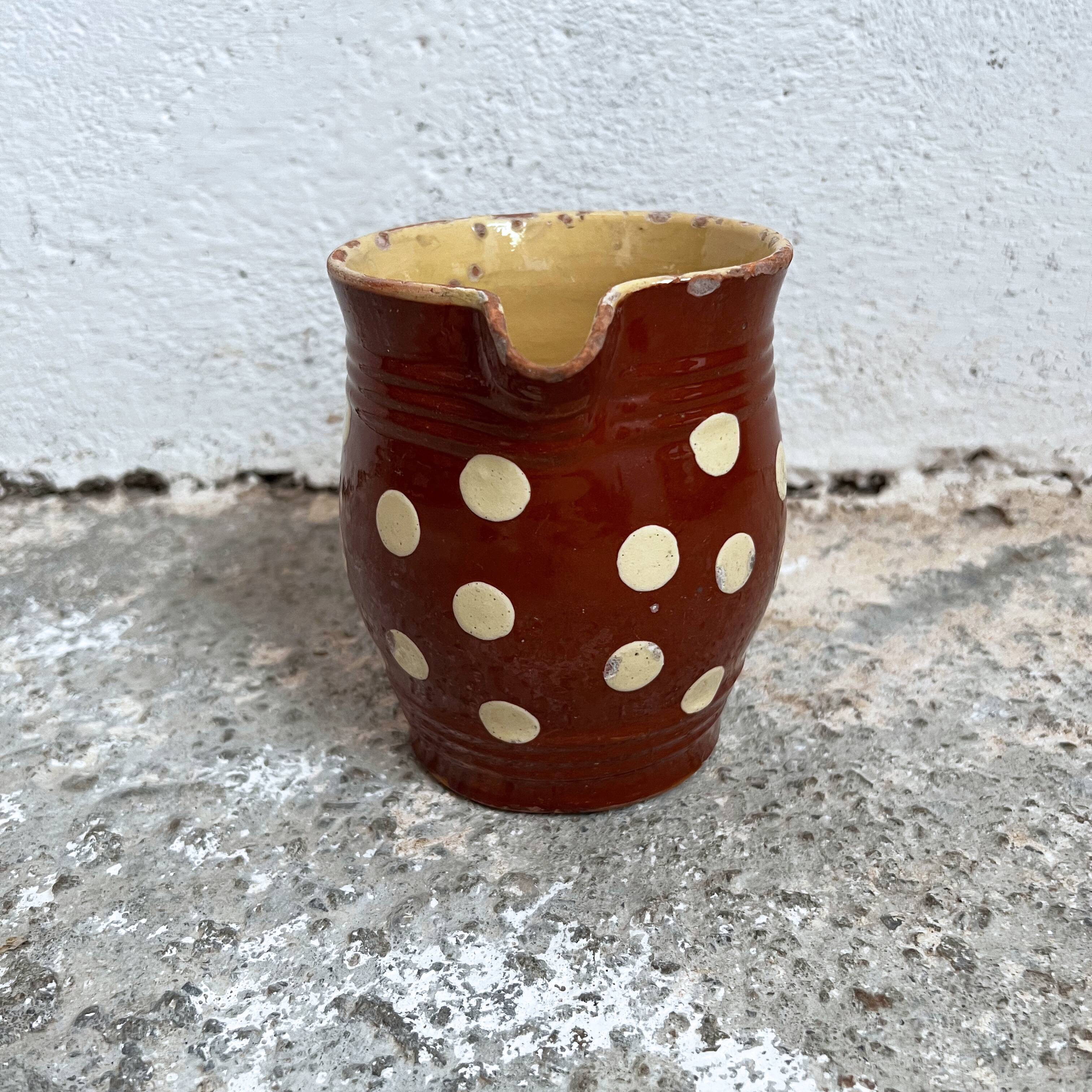 Savoyard pitcher by weight