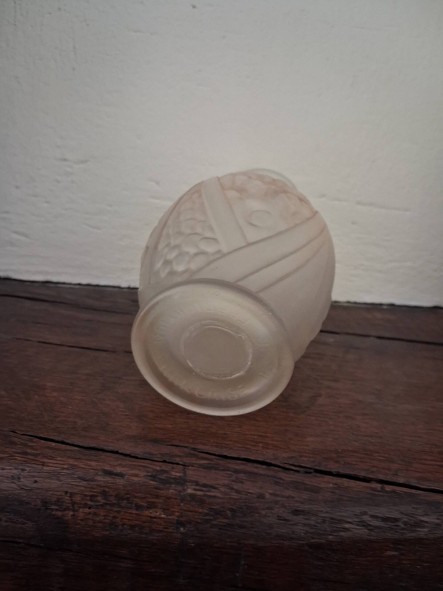 Superb art deco vase joma – frosted moulded glass – 1930s – very b