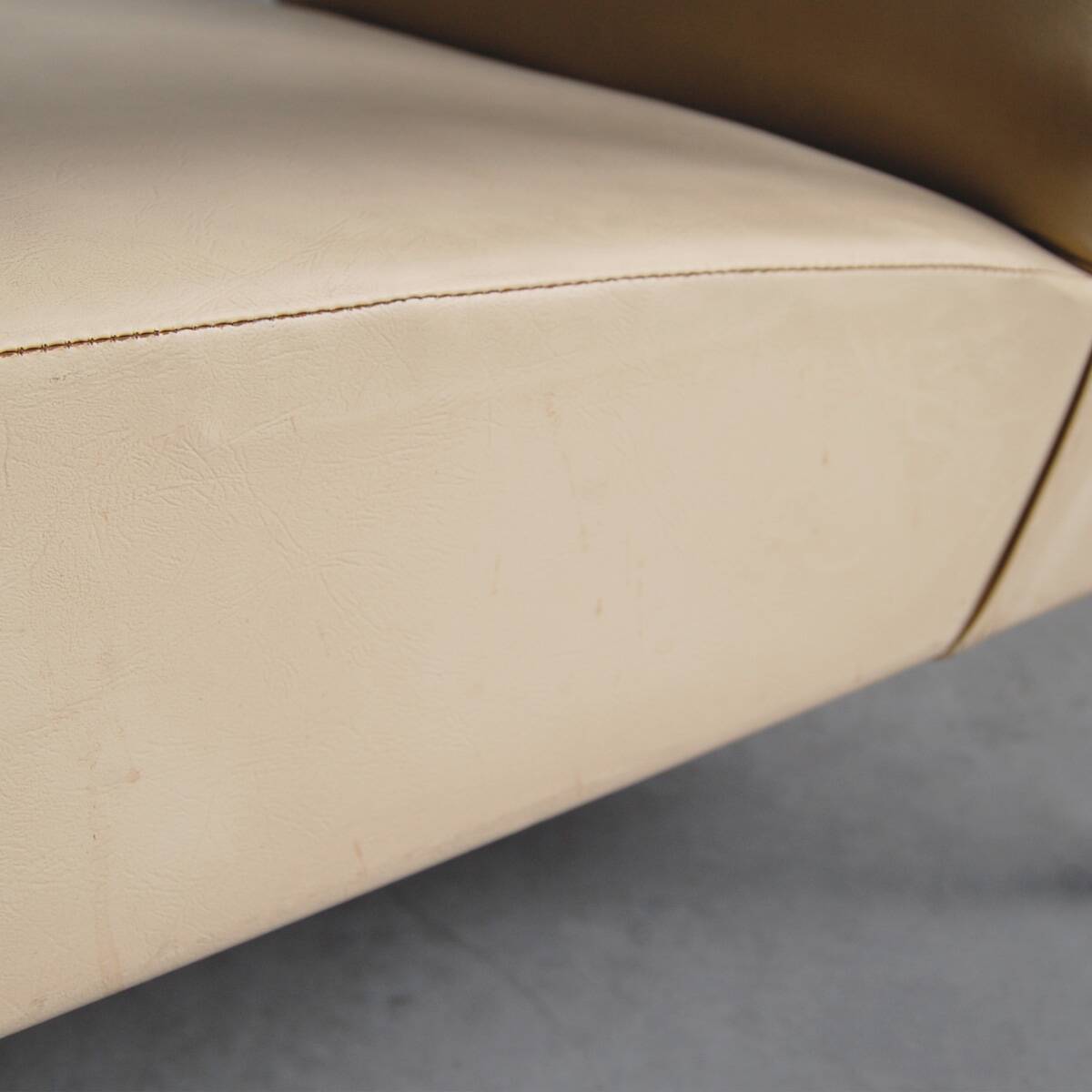 Fauteuil Rio par Pierre Guariche pour Meurop