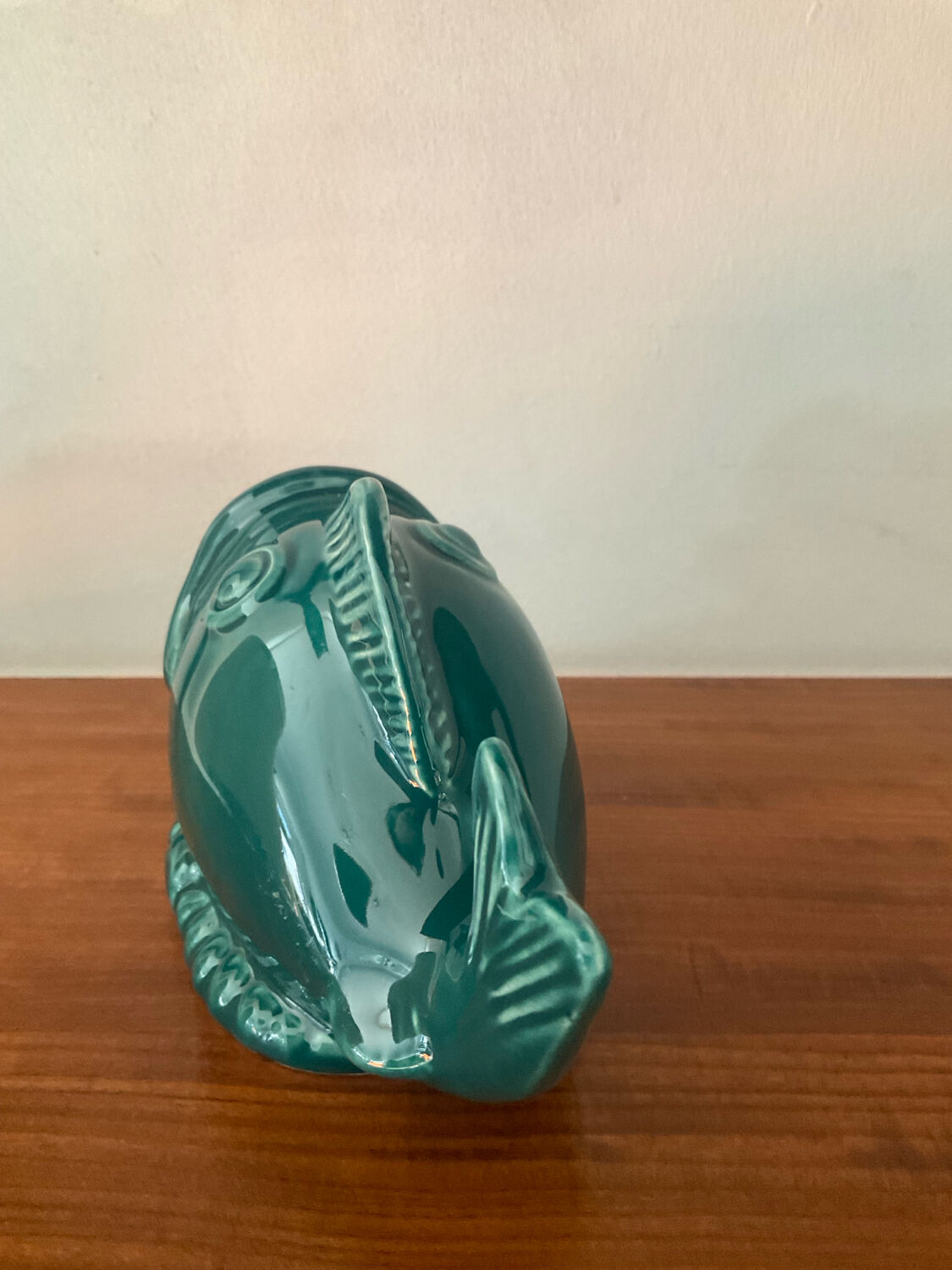 Vintage fish ashtray in majolica